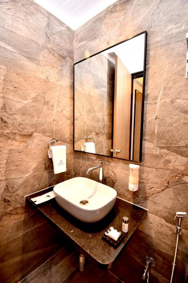 Meritas Aura Resort Lonavala Εξωτερικό φωτογραφία