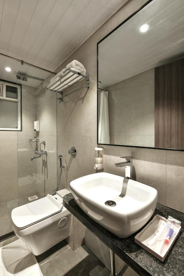 Meritas Aura Resort Lonavala Εξωτερικό φωτογραφία